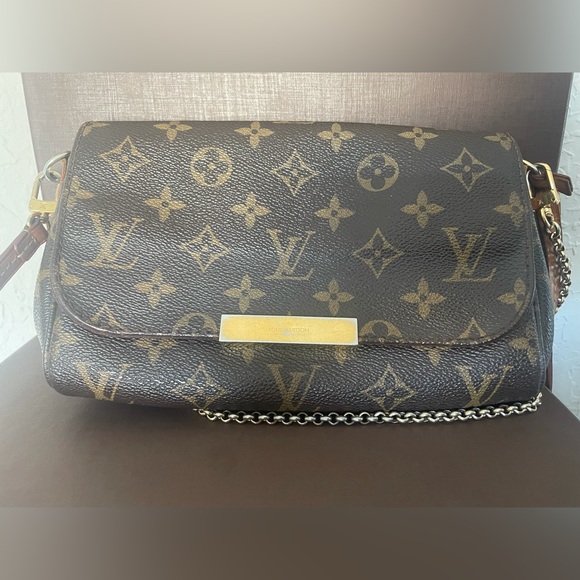Authentic Louis Vuitton Favorite PM in Monogram good used condition - Picture 6 of 16